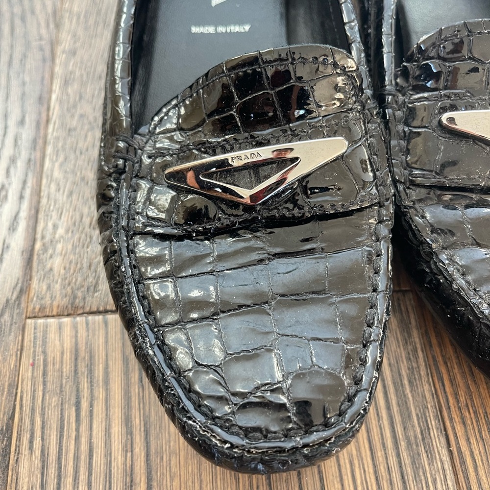 Women’s Prada driving shoes - Picture 3 of 8